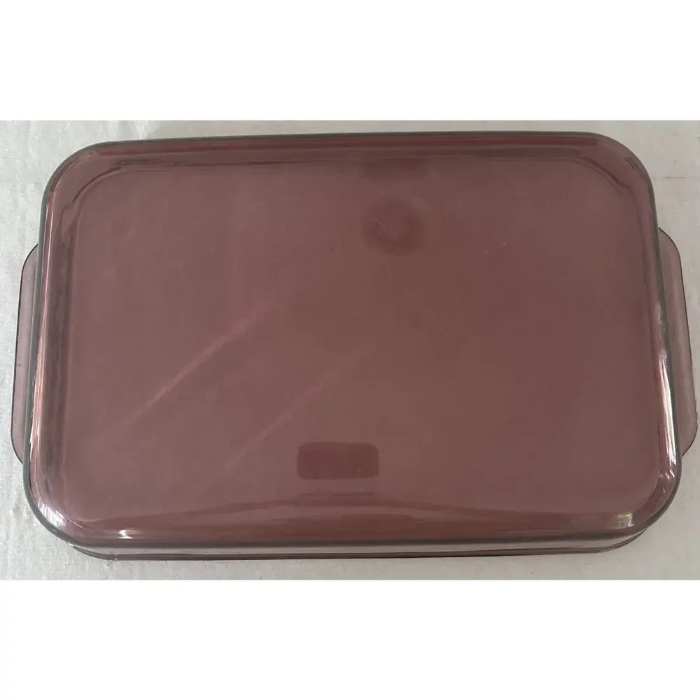 Pyrex Cranberry Purple 3 Quart 13